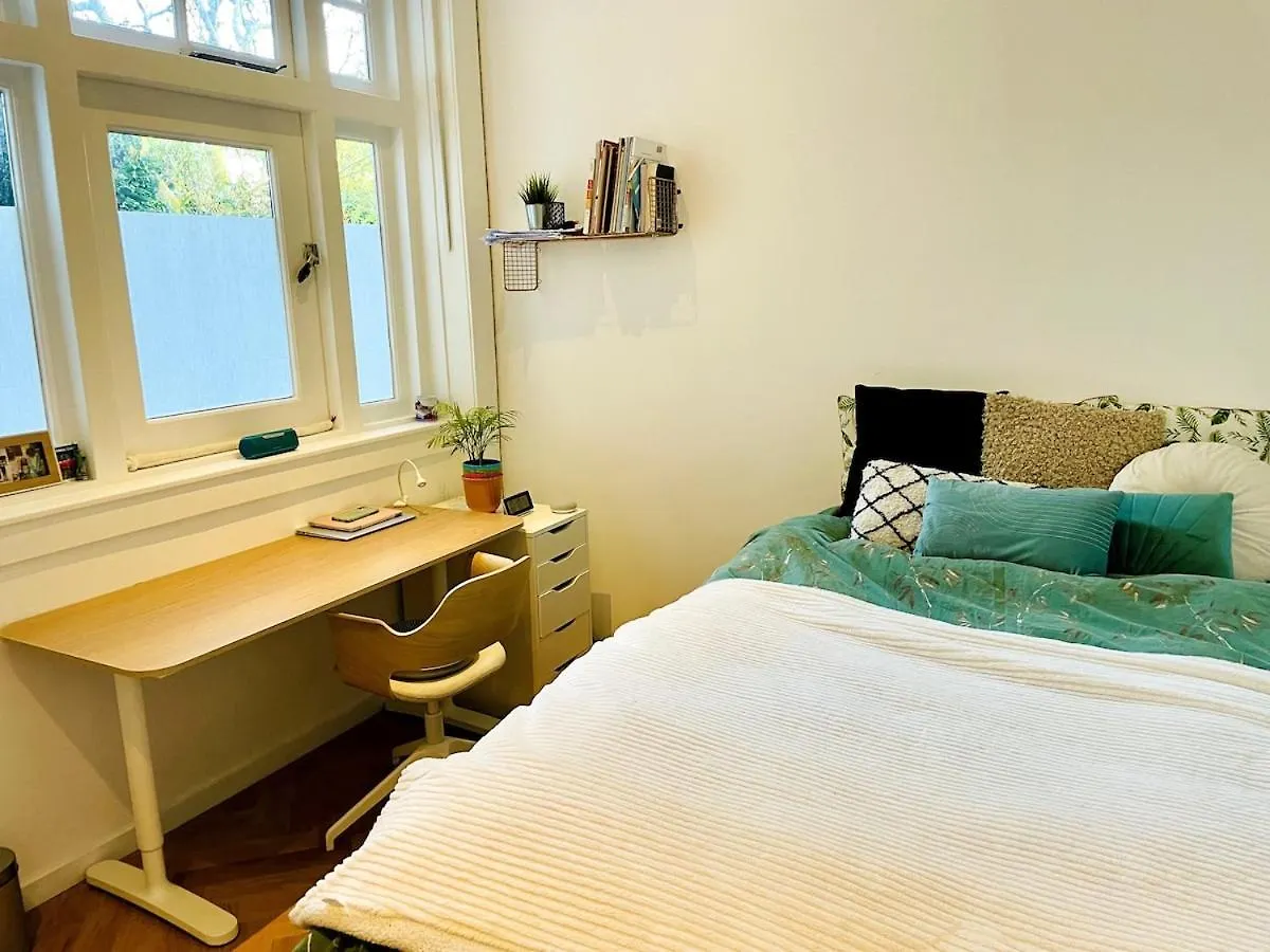 شقة Spacious Familyhouse With Garden In Amsterdam Zuid